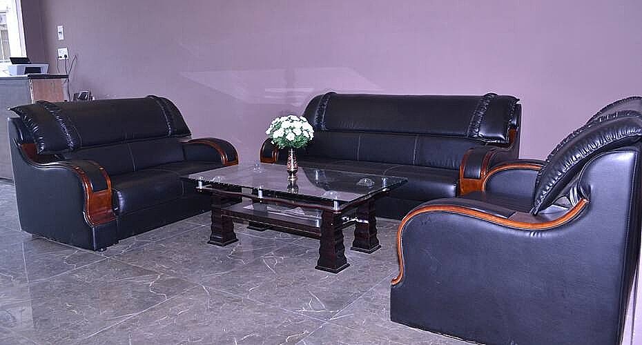 undefined Hotel Om Palace 9