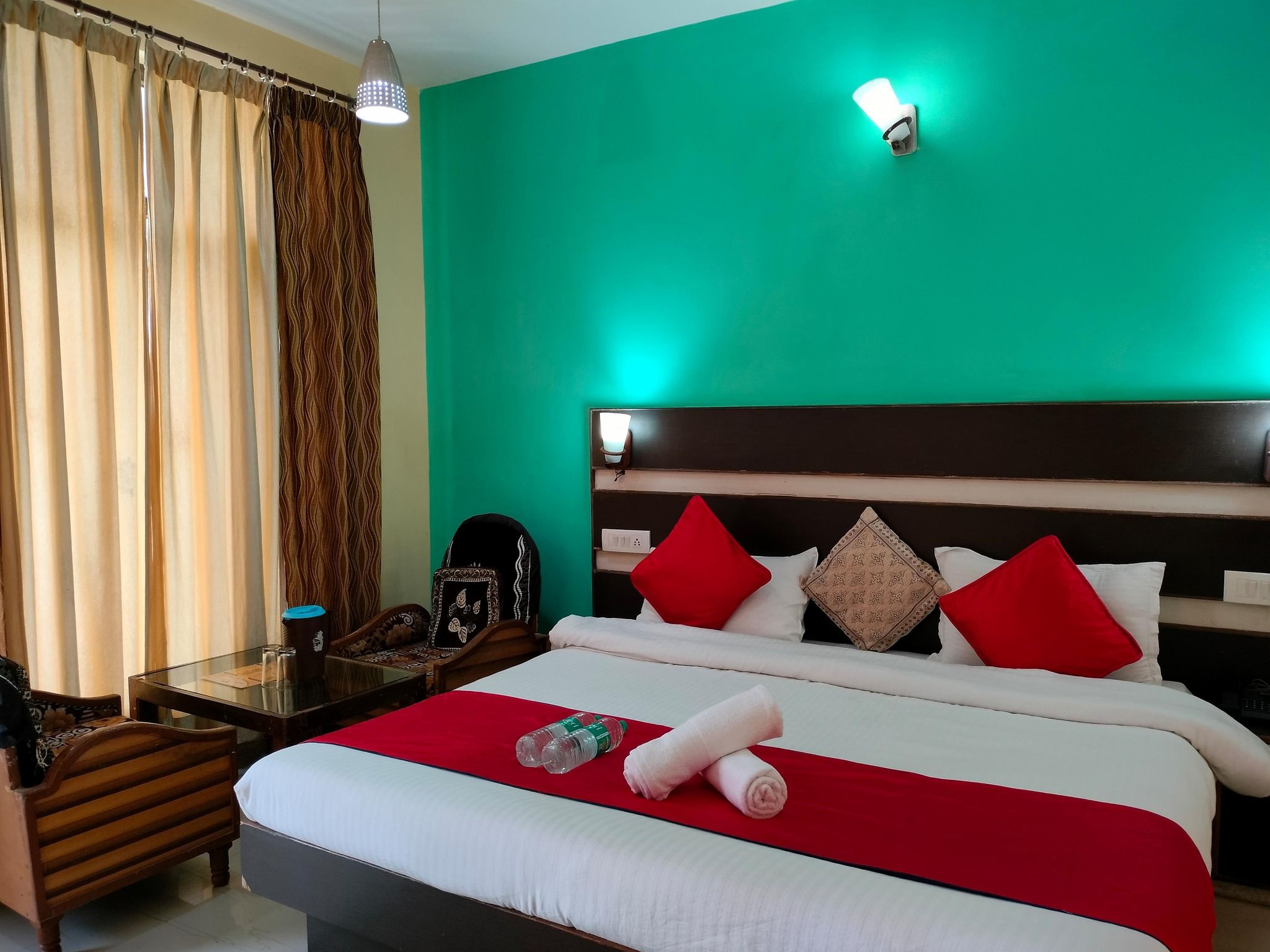 Hotel Econest Deluxe Room 4