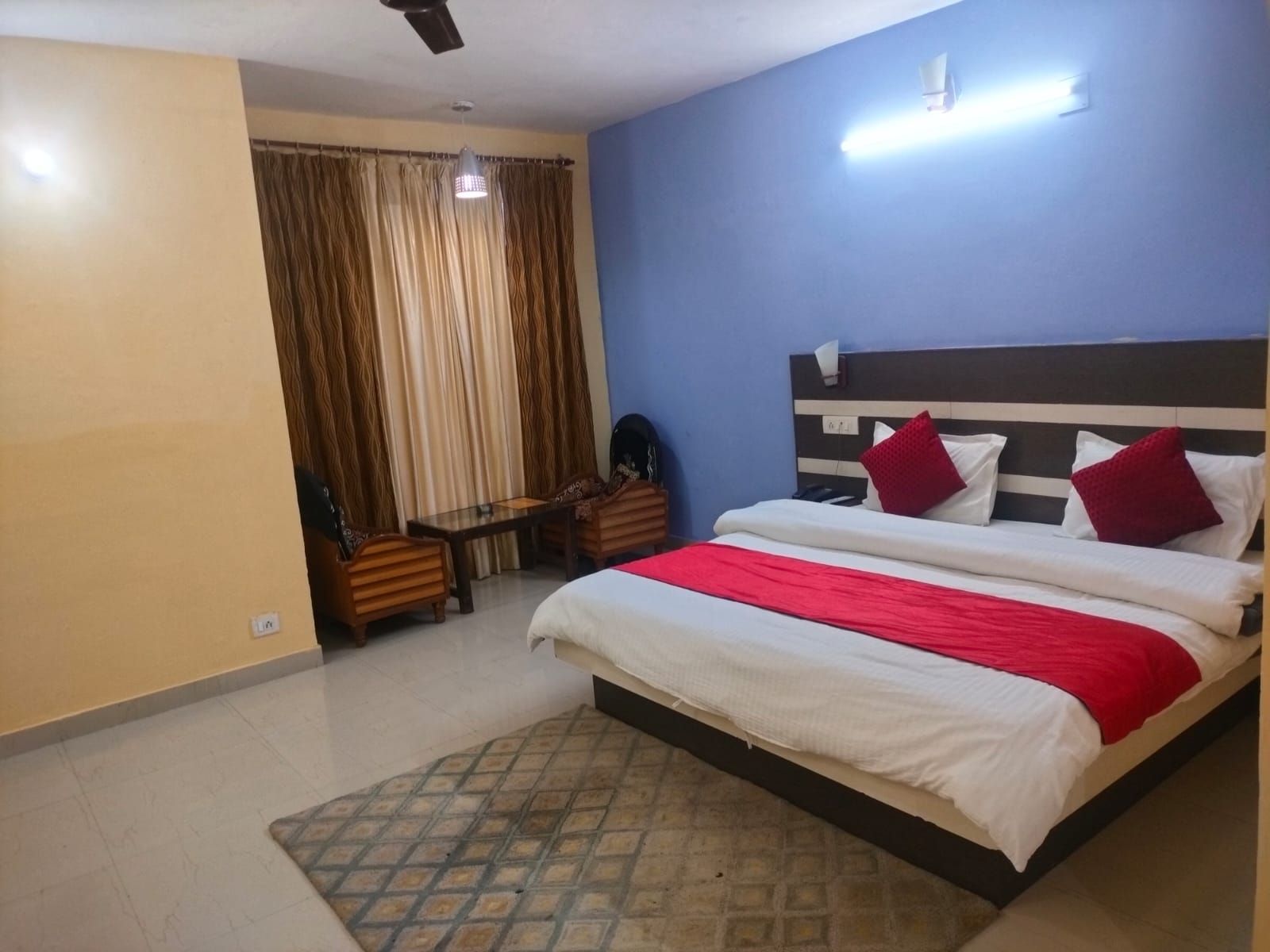 undefined Hotel Econest 5