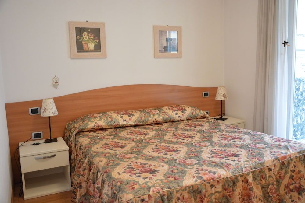 Grand Hotel Liberty Apartment, Balcony 5