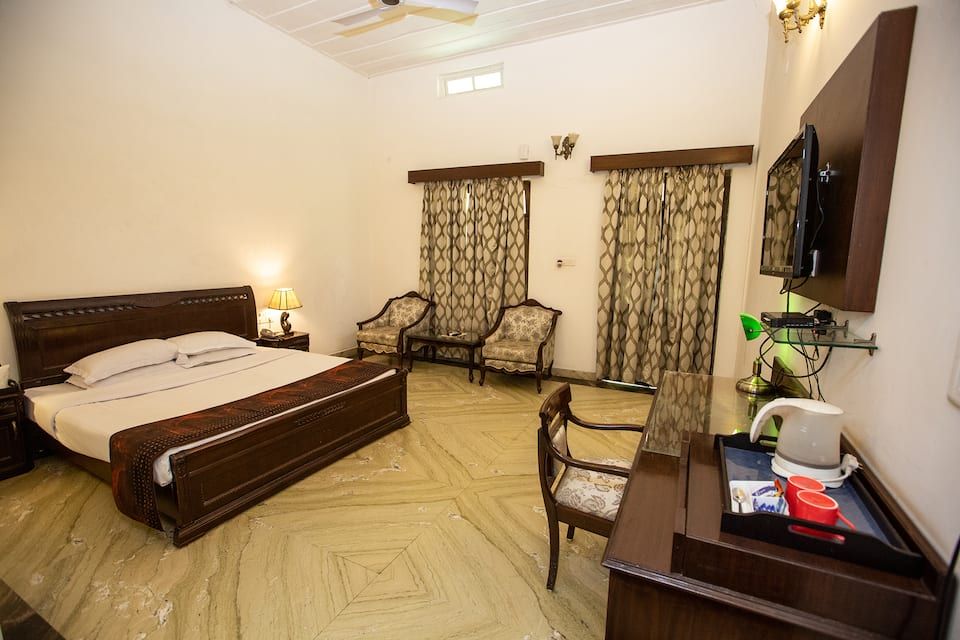 MPT Club View AC Room 16