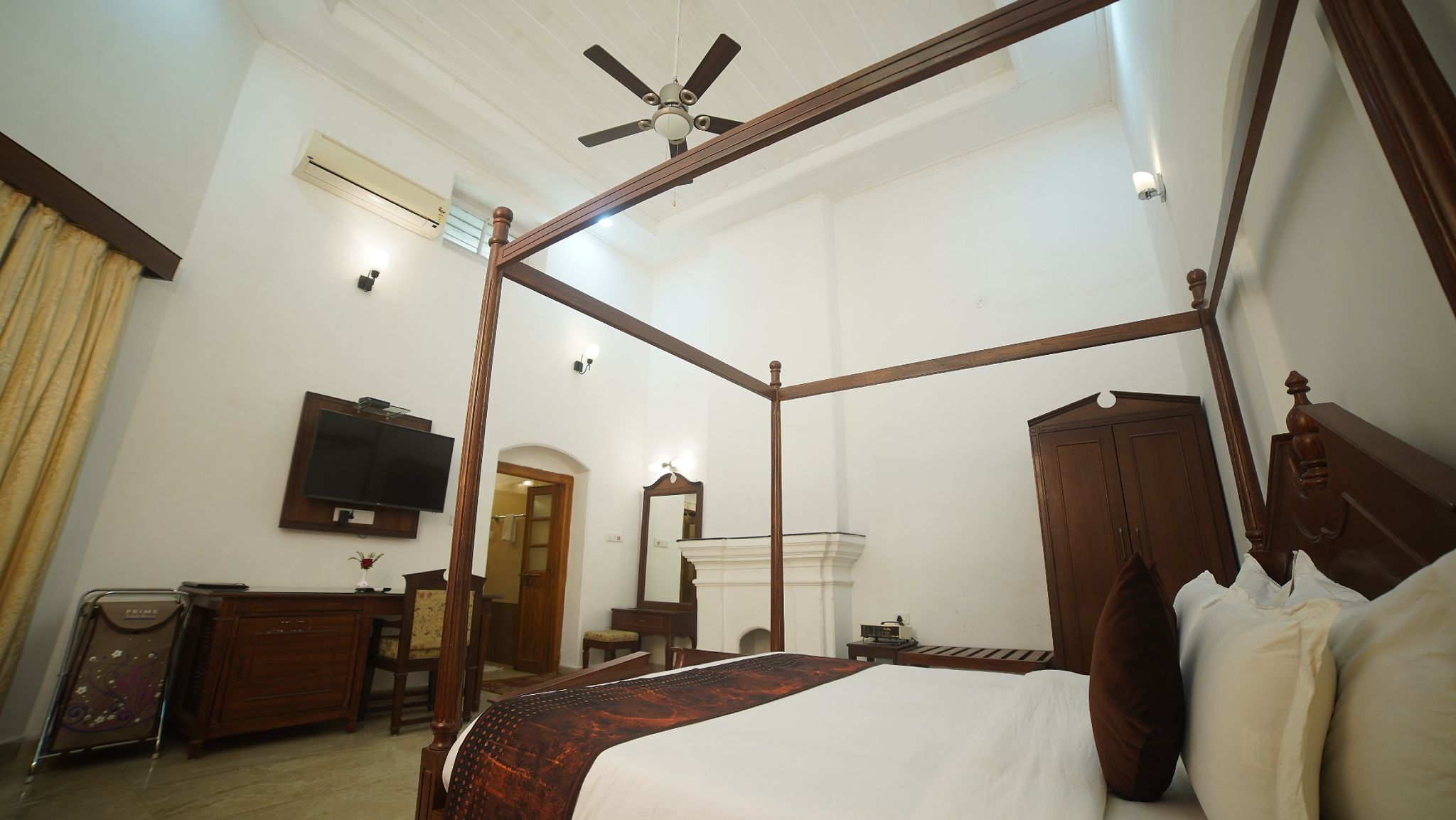 MPT Champak Bungalow Heritage Room 3