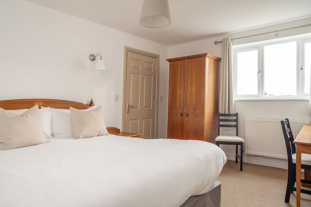 Standard Family of 3 Room