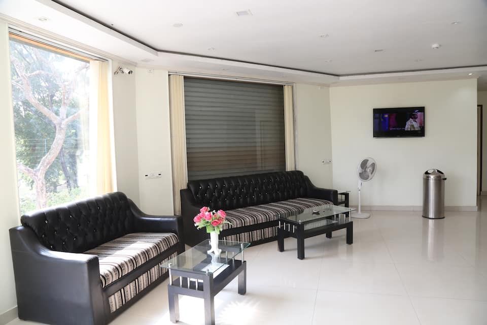 undefined Hotel Mira International 3