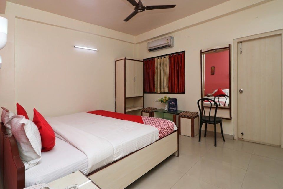 Hotel Mira International Standard Room Non AC 5