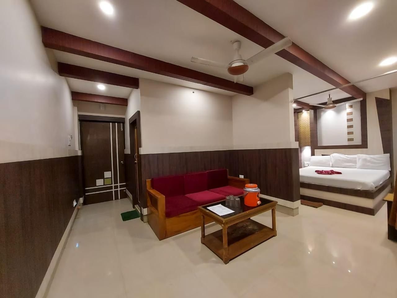 Ananya Hotel CLASSIC DOUBLE BEDED AC