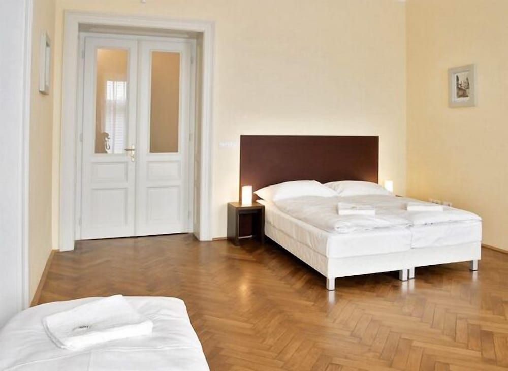 undefined RiverView Palace Apartments 4