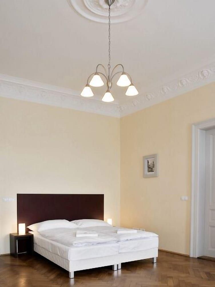 undefined RiverView Palace Apartments 7