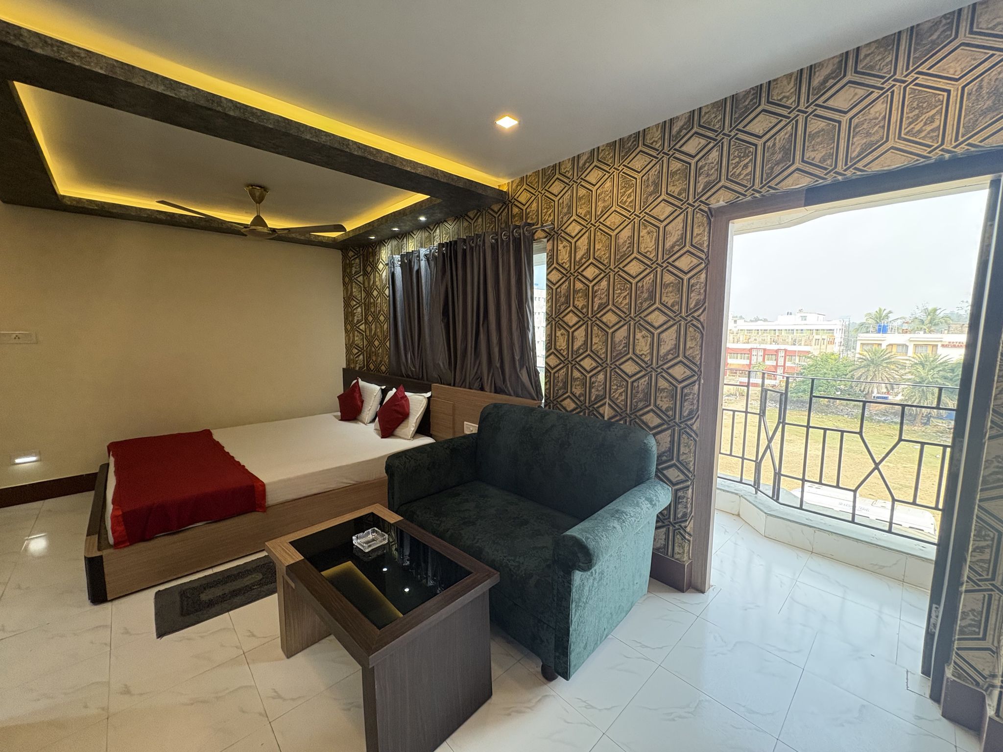 Super Deluxe Double Bedroom AC