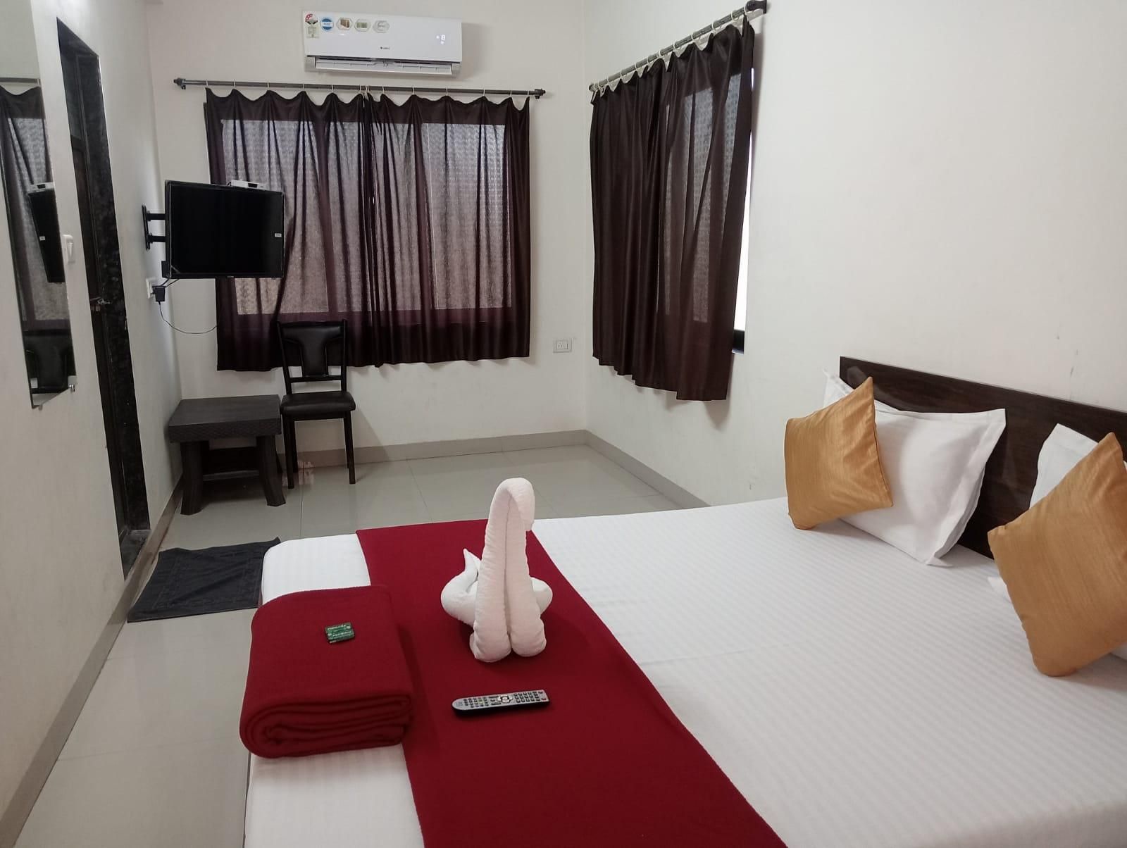 Atithi Farm House Classic Room AC