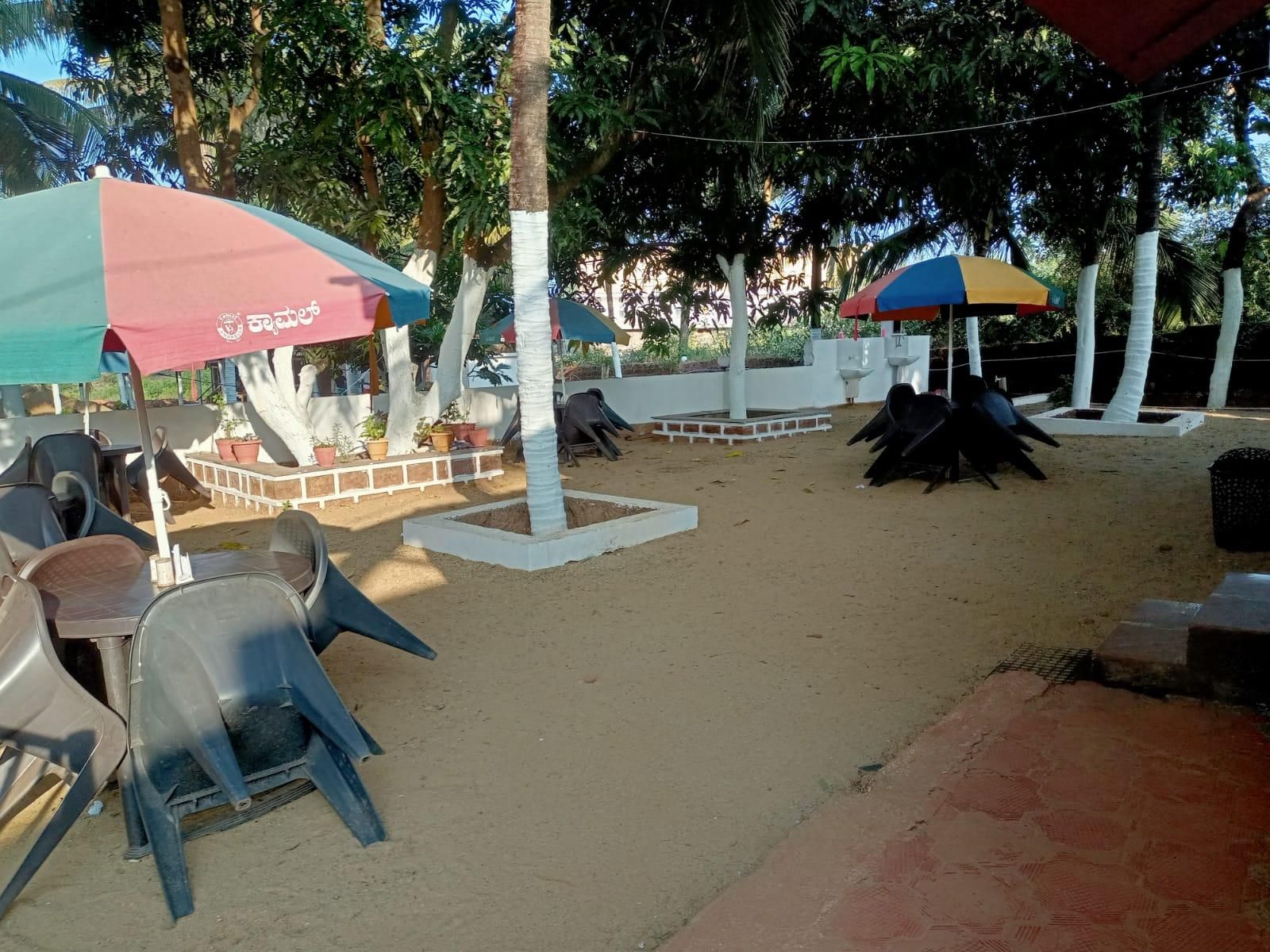 Coconut Tree Resort