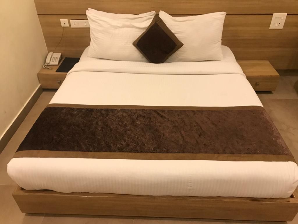 undefined City Square 9