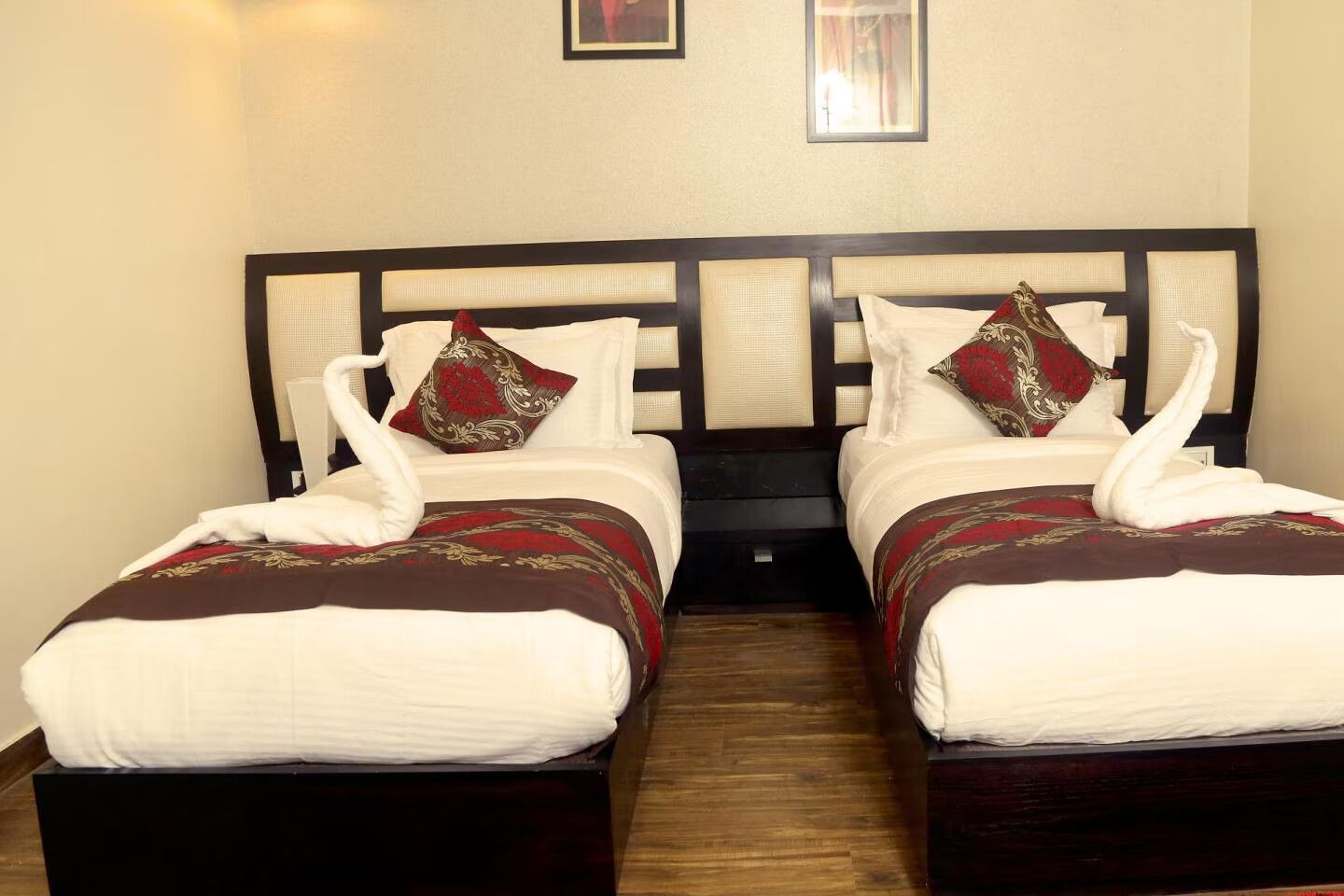 undefined Suncity Hotel and Resorts 8