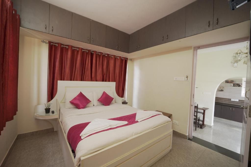 Ganga's Sri Balaji Cottage One Bed room With Balcony 3