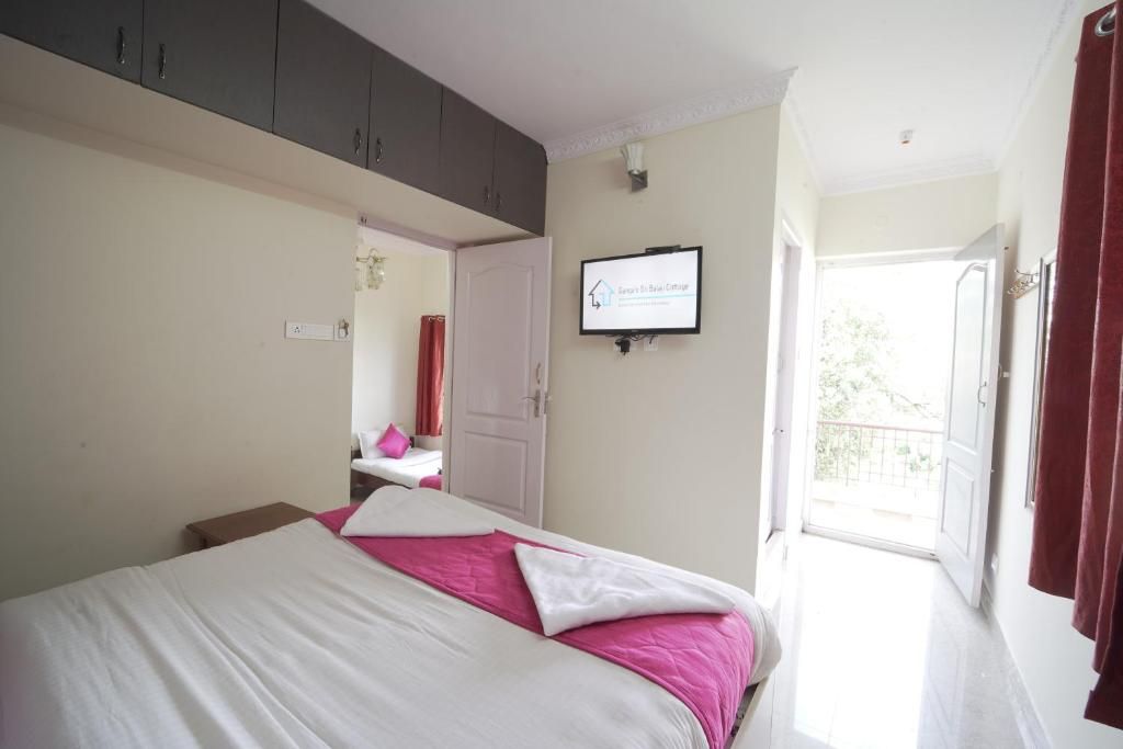 Ganga's Sri Balaji Cottage One Bed room With Balcony 4