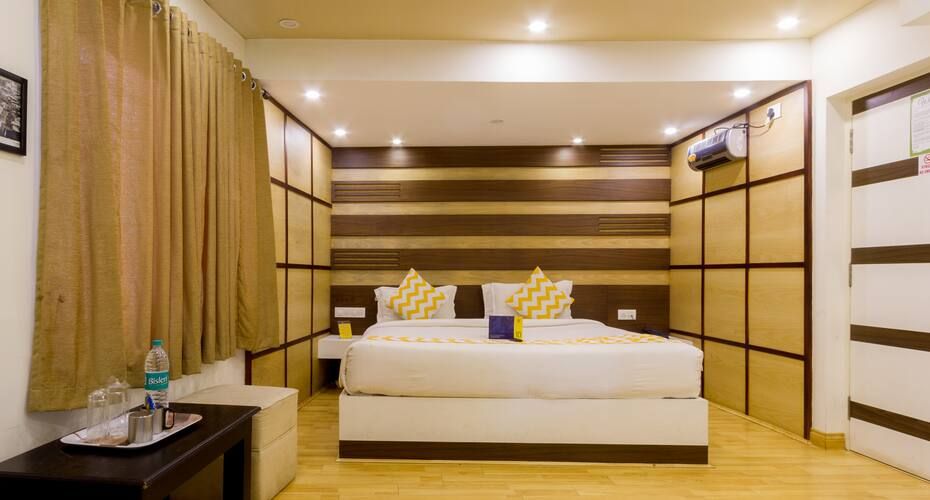 Sholas Residency