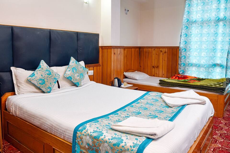 Rufina Royal Lachung Premium Room 5