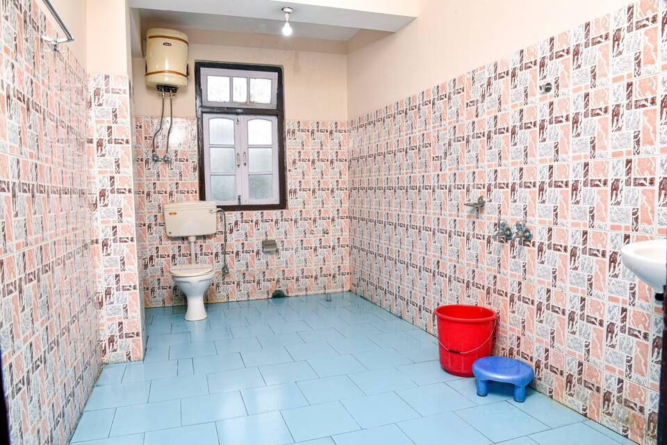 Rufina Royal Lachung Premium Room 7