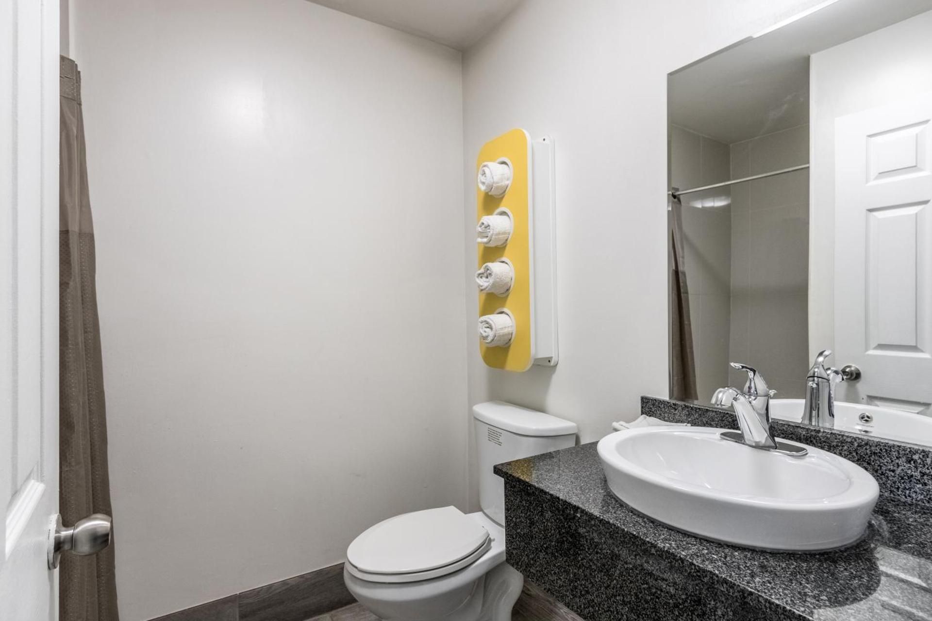 King Room - Disability Access - Non-Smoking