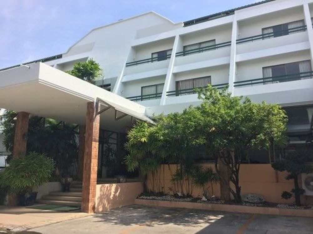 undefined Sirin Hotel Hua Hin 3