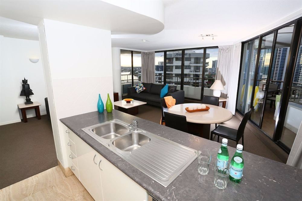 The Regent Apartments Superior Apartment, 2 Bedrooms 4