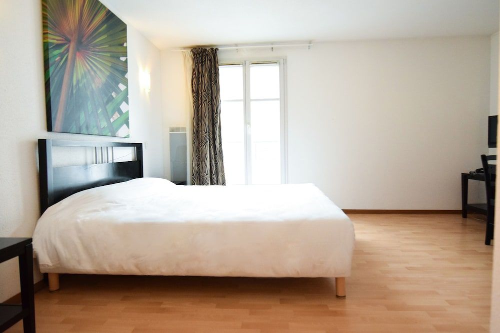 Residhotel Mulhouse Centre Studio, 1 Double or 2 Twin Beds 2