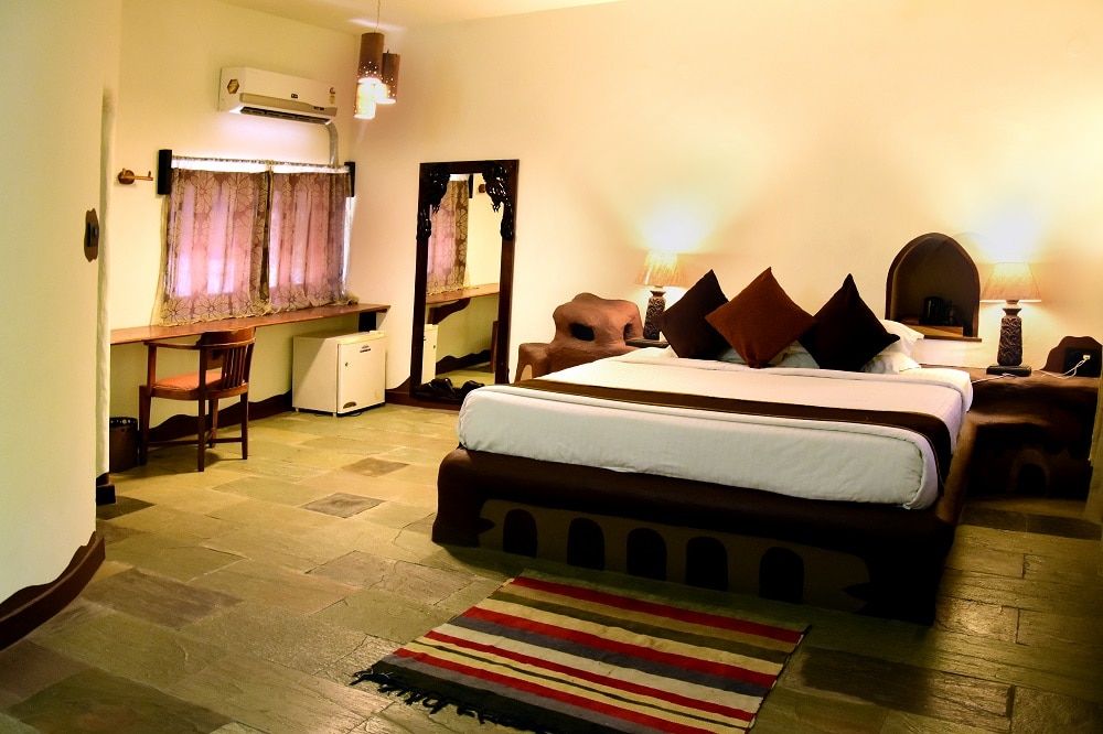 Executive Ac River Facing