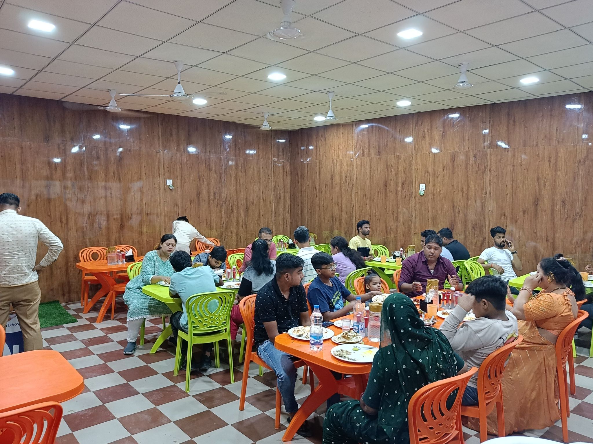Food & Dining