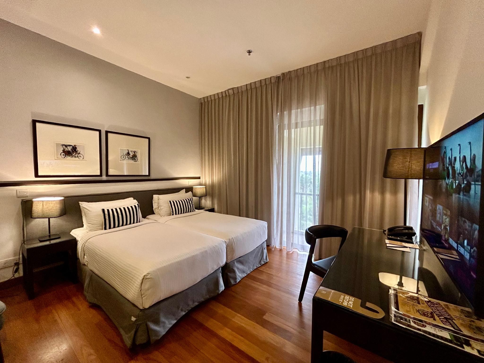 Deluxe Suite