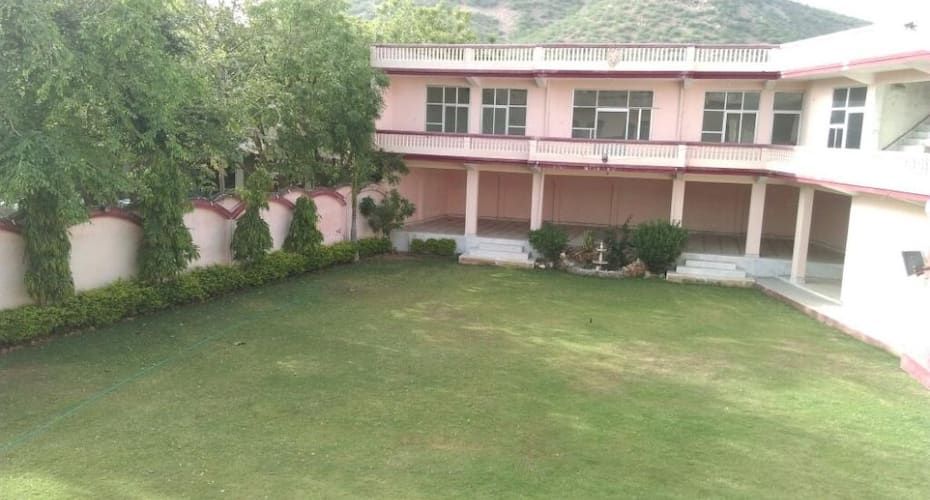undefined Hotel Sheesh Mahal Residency 8