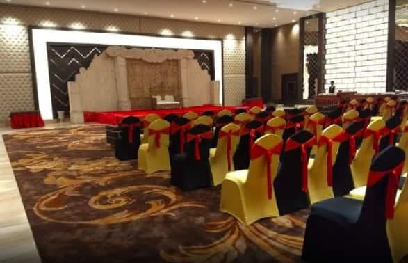 undefined Central Point International 6