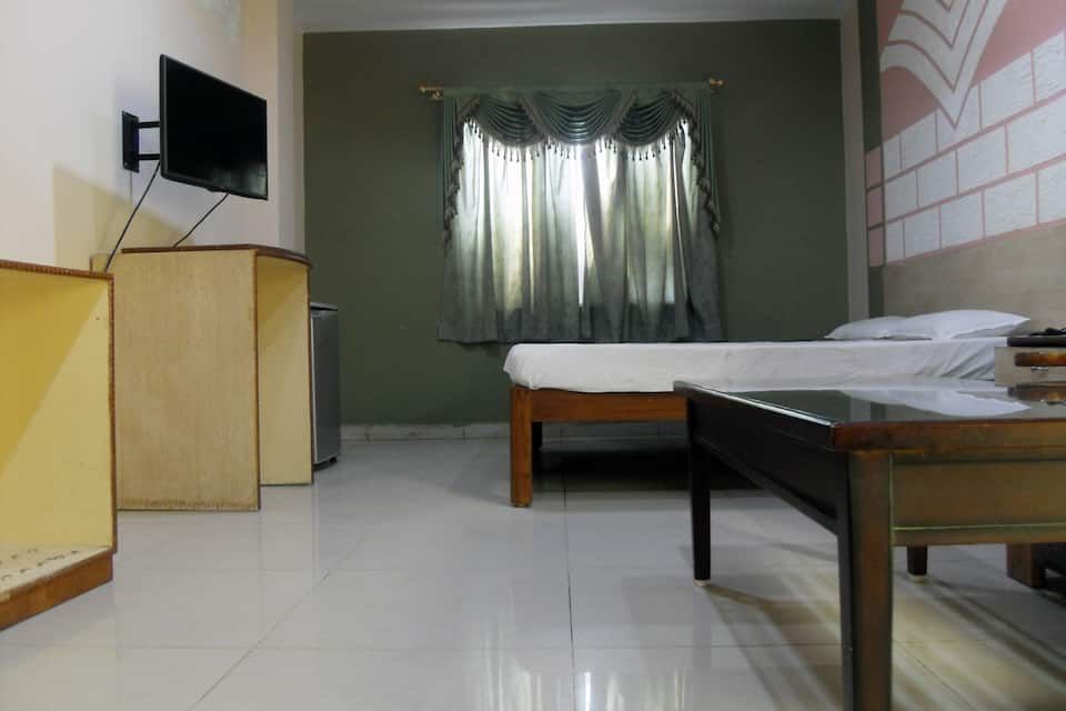 Hotel Surya Ac Deluxe Room 5