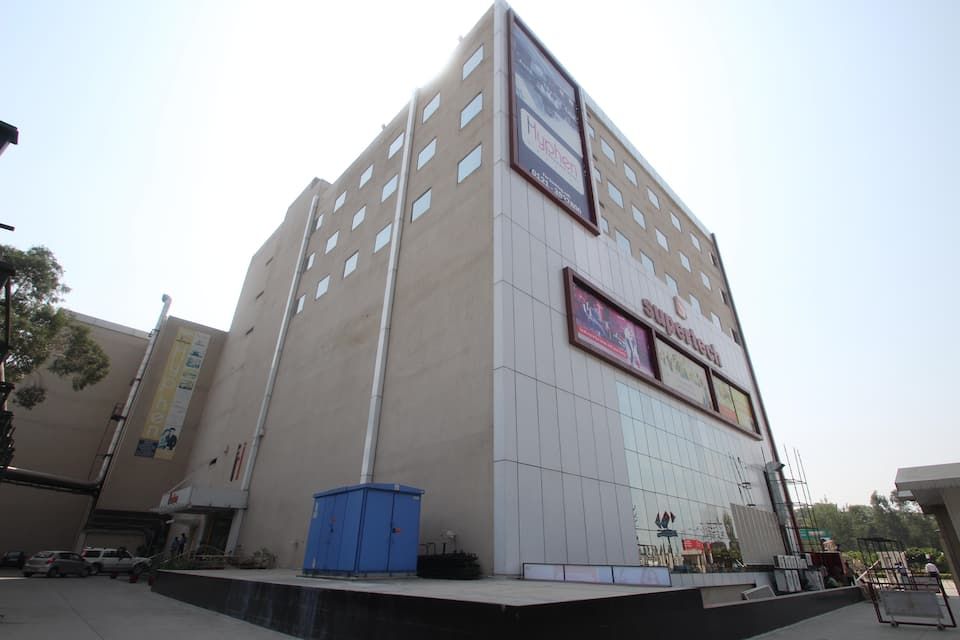 undefined Hyphen Premier Meerut 6