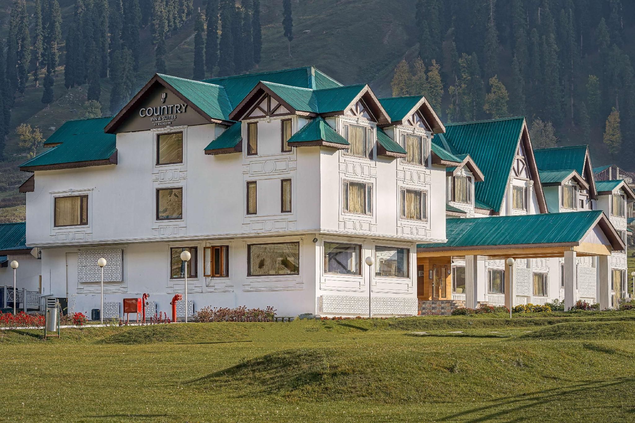 Country Inn & Suites By Radisson Sonamarg