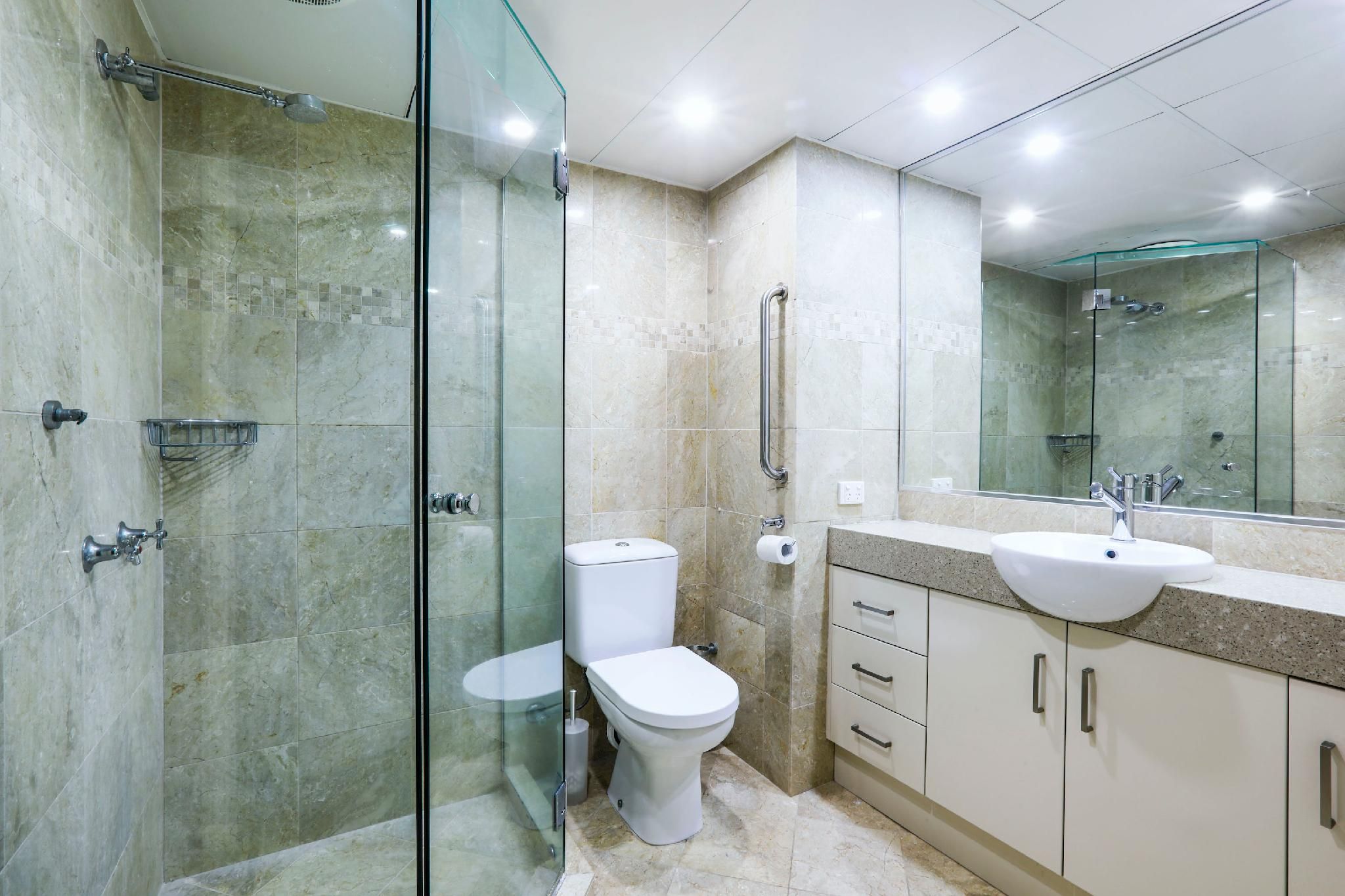 undefined The Breakers 5