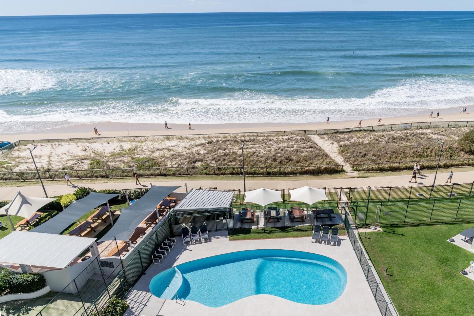 undefined The Breakers 6