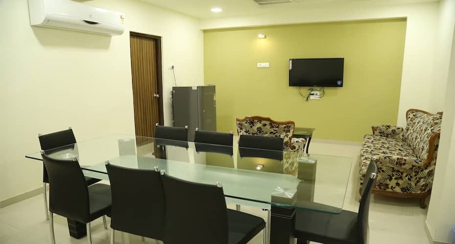 Jupiter Suite A/c Room
