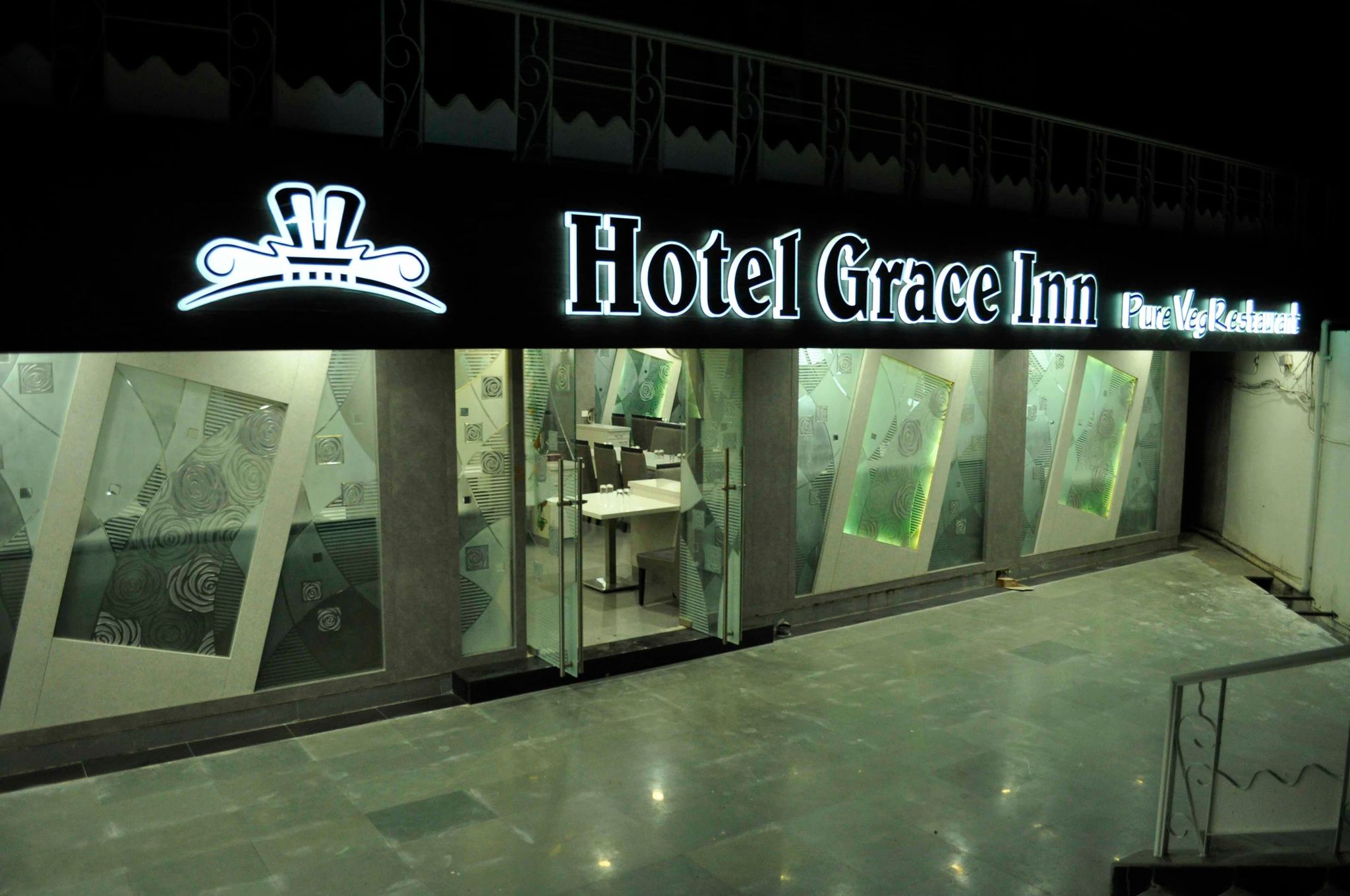 Hotel Grace Inn