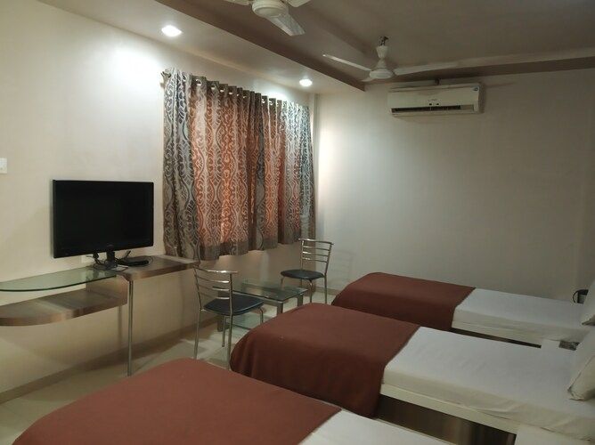 Imperial Triple Bed Ac