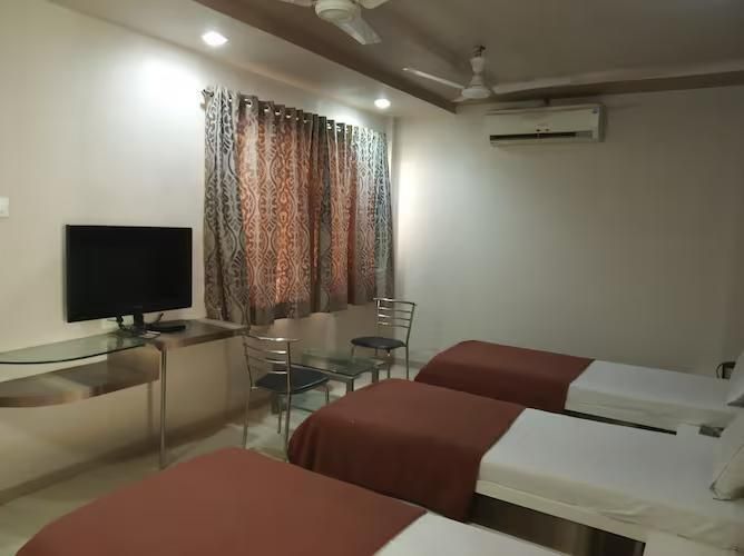 Dev Heights Executive Non Ac 3