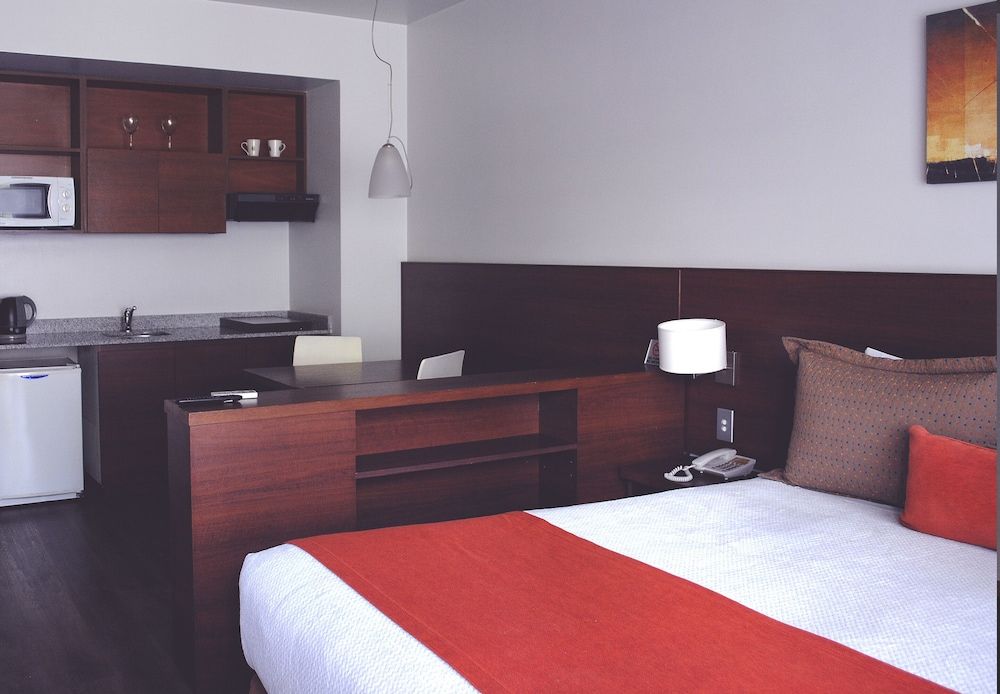 Junior Apartment, 1 King Bed, Kitchenette
