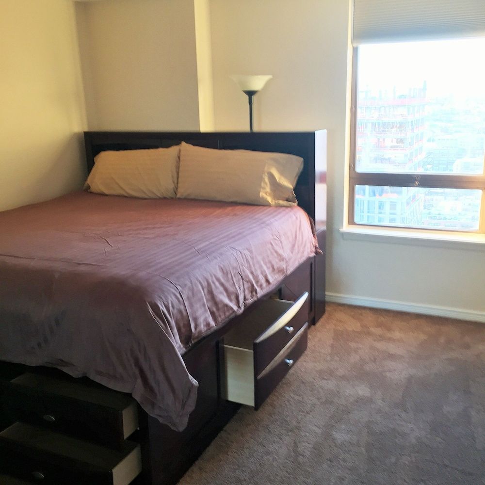 Apartments@Convention Center-16th Street Mall 2 Bedrooms, 2 Bath, Balcony, Kitchen, Queen Airbed 12