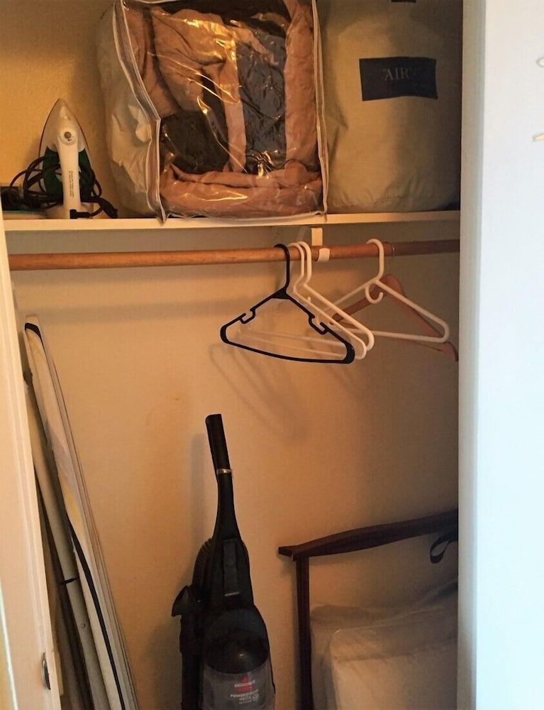 Apartments@Convention Center-16th Street Mall Standard 1 Bedroom, 1 Bath, 1 King bed, 1 Queen airbed, Balcony, Kitchen 11