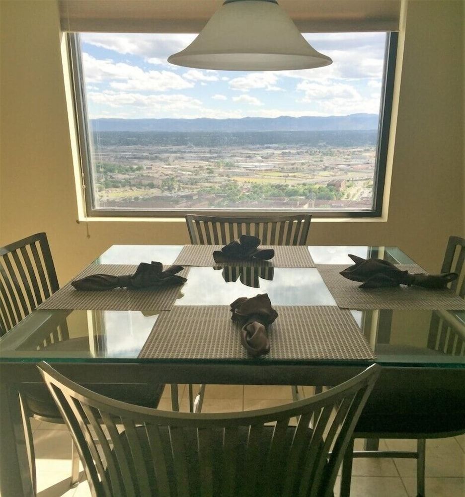 Apartments@Convention Center-16th Street Mall Premium, 1 King Bed, 1 Queen Air Bed, 2 Bath, Balcony, Kitchen 5