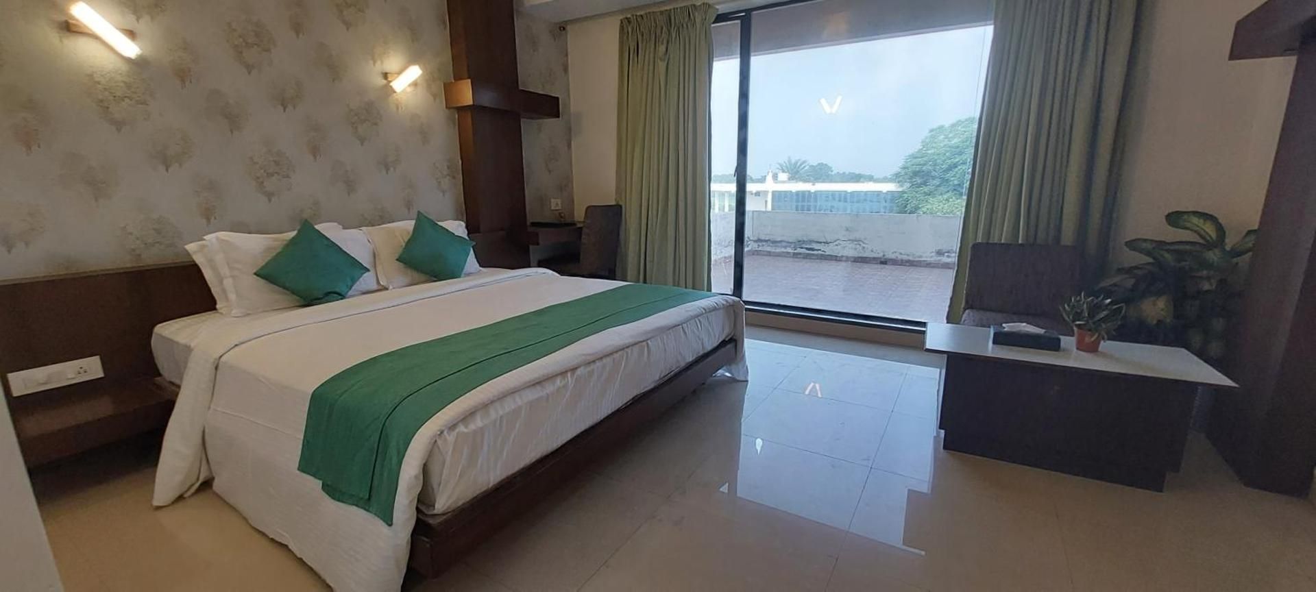 Pipul Utkal Continental EXECUTIVE 3