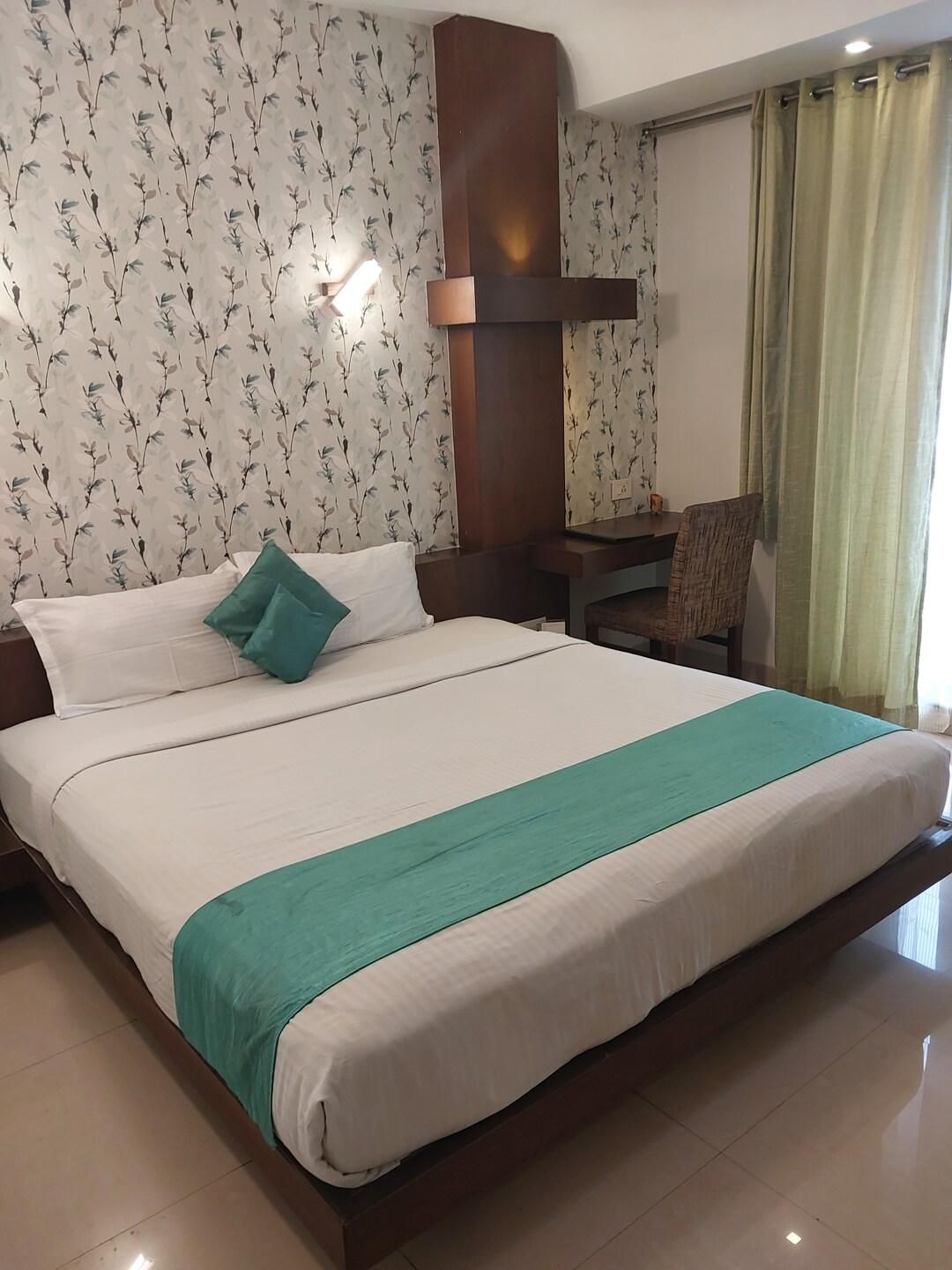 Pipul Utkal Continental EXECUTIVE