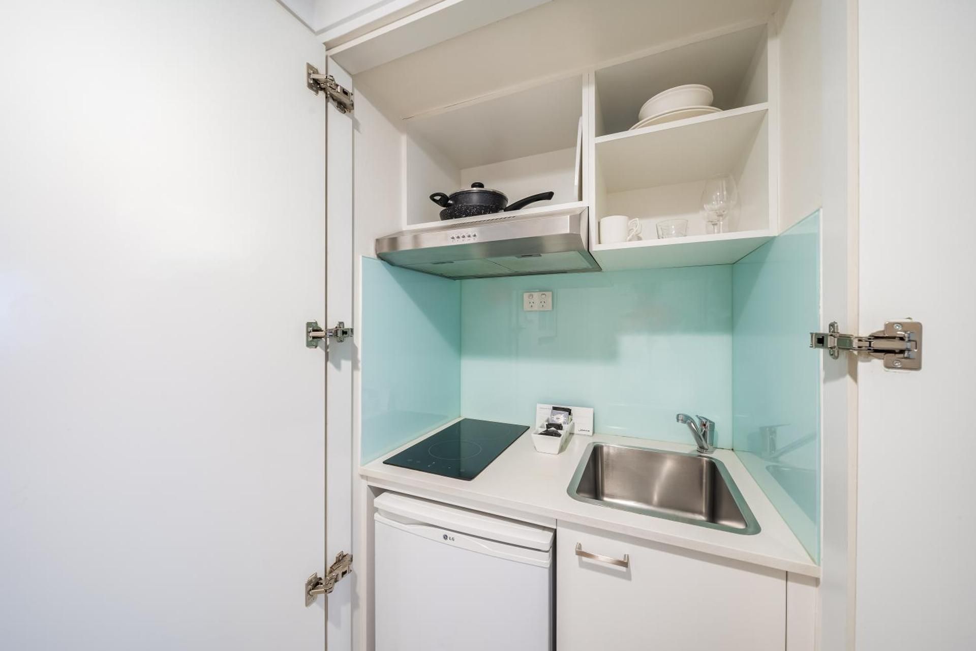 City View Studio without Cleaning Service