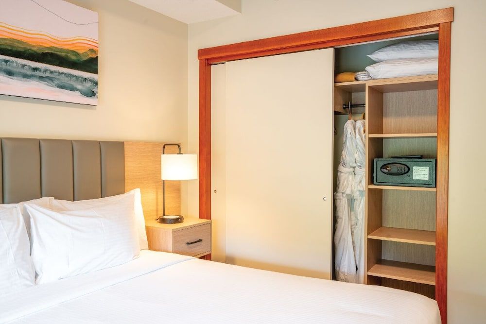 Blackstone Mountain Lodge by CLIQUE Basic Studio 2