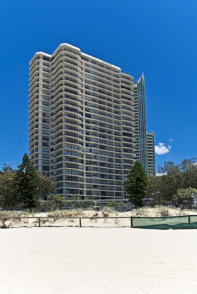 undefined Hi Surf Beachfront Resort Apartments 4