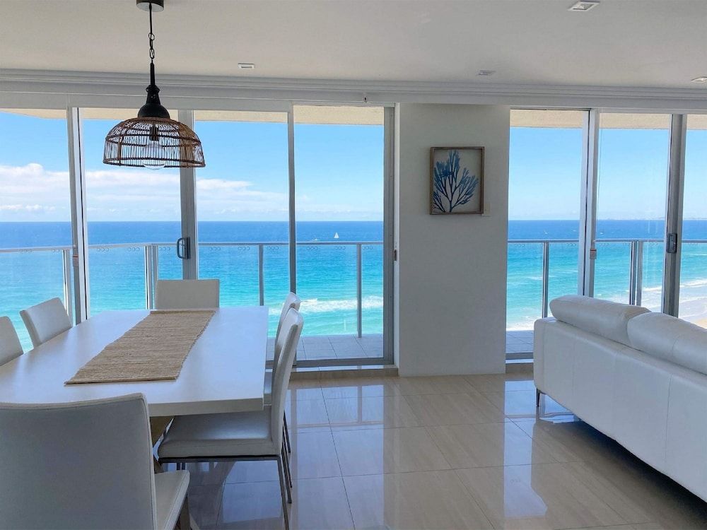 undefined Hi Surf Beachfront Resort Apartments